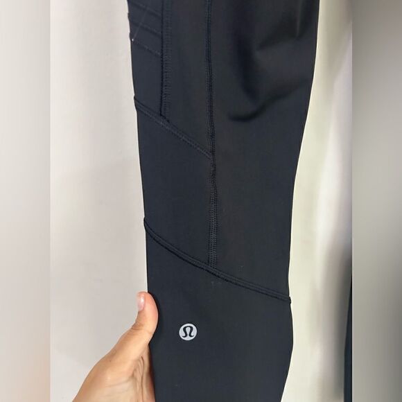 Lululemon Fresh Tracks Tight Black/Iced Wave White Reflective Leggings - Picture 9 of 13